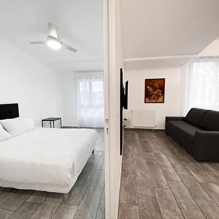Residence 4T Immo - 31 Avenue Gaston Chauvin Aulnay-sous-Bois Exterior photo