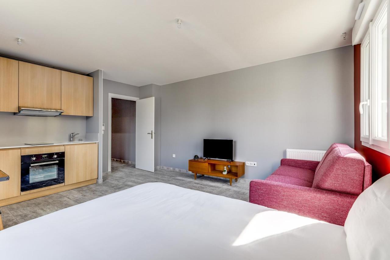 Residence 4T Immo - 31 Avenue Gaston Chauvin Aulnay-sous-Bois Exterior photo