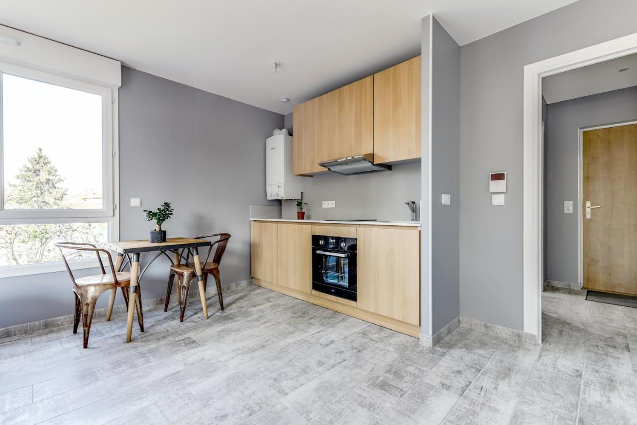 Residence 4T Immo - 31 Avenue Gaston Chauvin Aulnay-sous-Bois Exterior photo